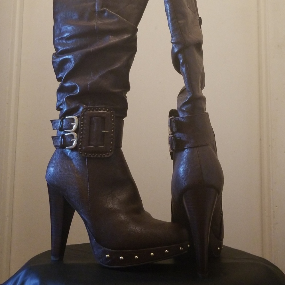 Foxy brown - Picture 3 of 6